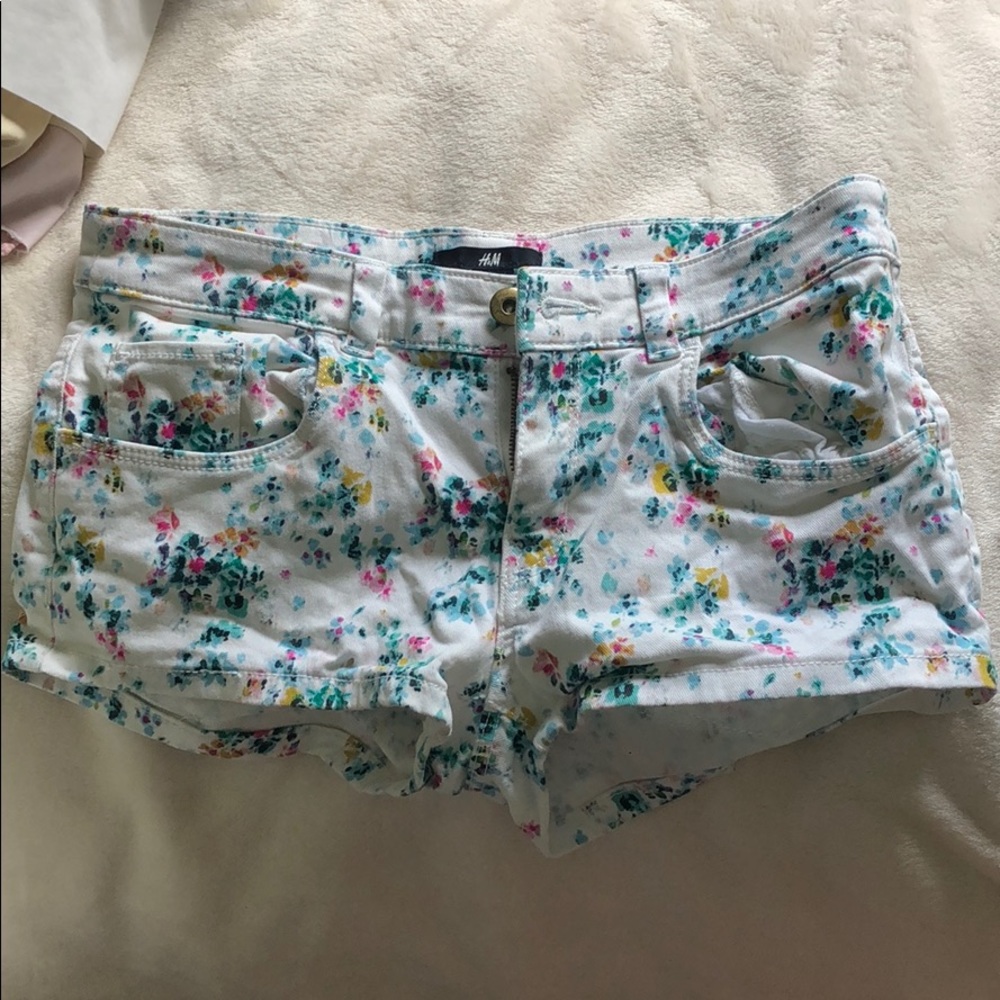 Flower shorts!